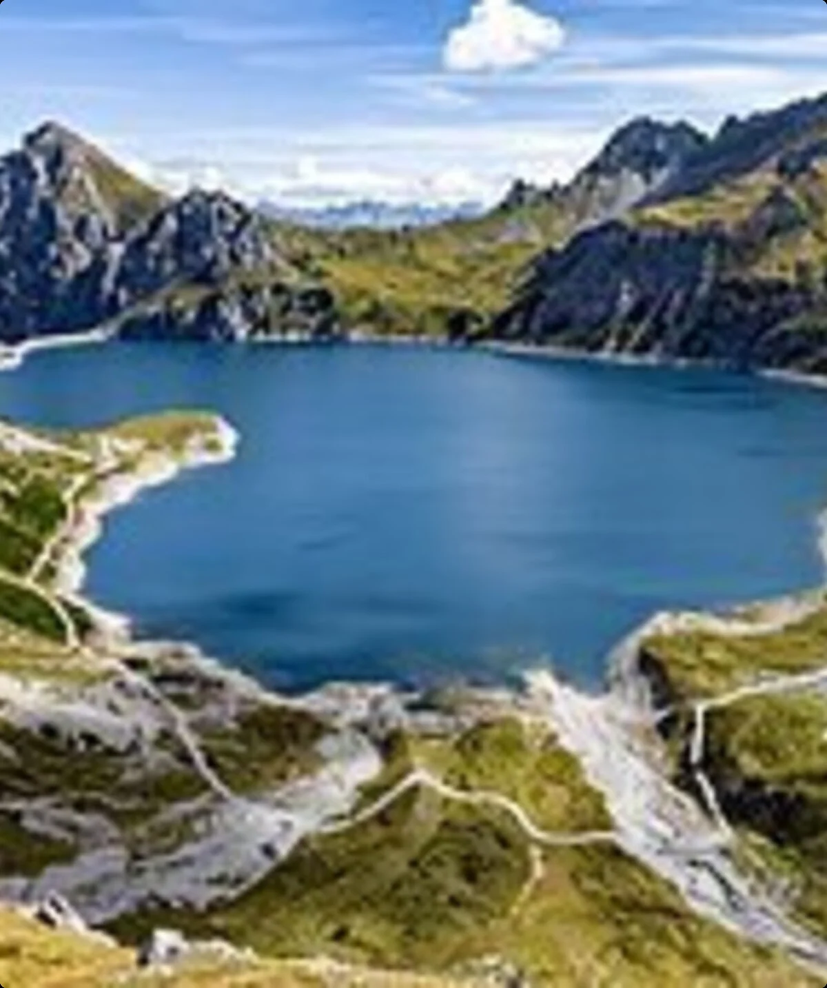 © Herbert Heim, CC BY-SA 4.0 <https://creativecommons.org/licenses/by-sa/4.0>, via Wikimedia Commons