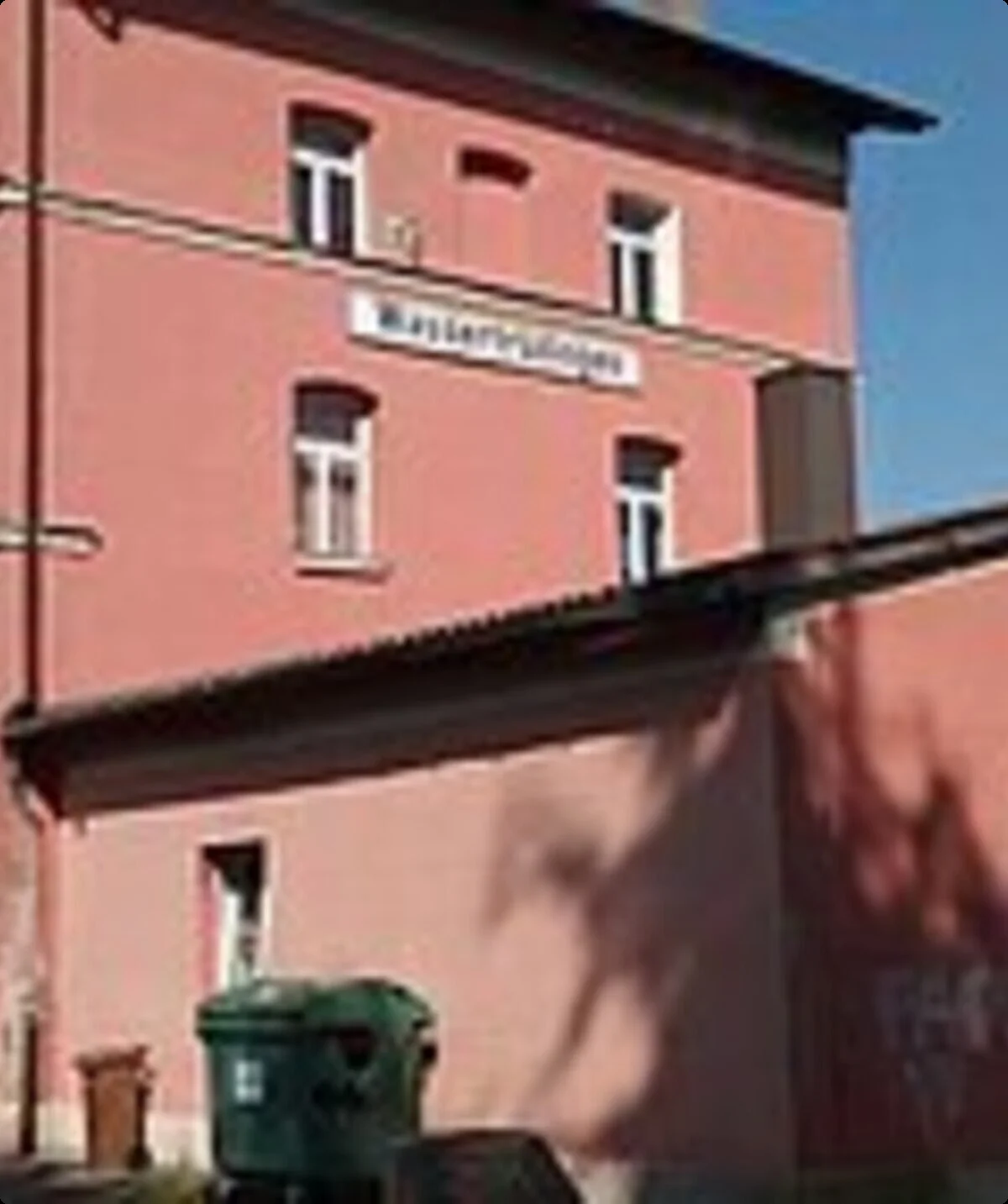 © Matthias Nonnenmacher, CC BY-SA 4.0 <https://creativecommons.org/licenses/by-sa/4.0>, via Wikimedia Commons